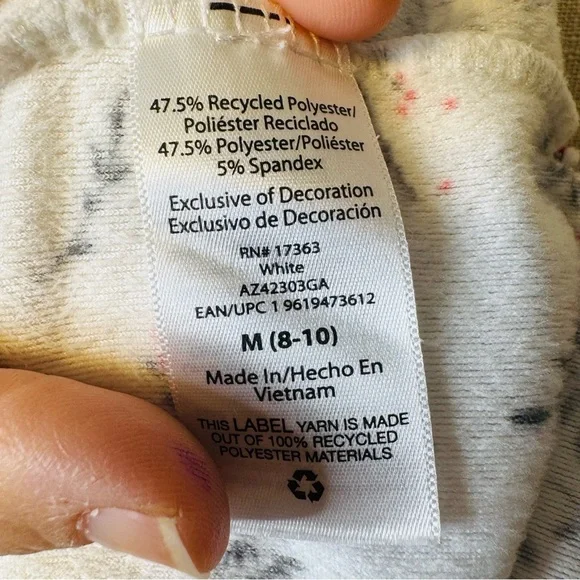 ARIA Collection Cardinal White and Red Nightgown Medium (Oversized - See Desc) - Picture 13 of 13